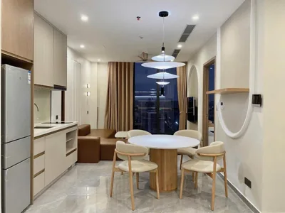 Zwei-Schlafzimmer-Apartment mit Meerblick — ICON40 Luxury Apartment Hạ Long